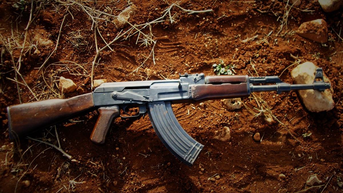AK 47突击步枪高清图