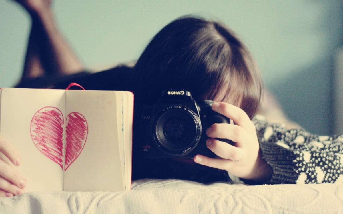 相机少女摄影图片