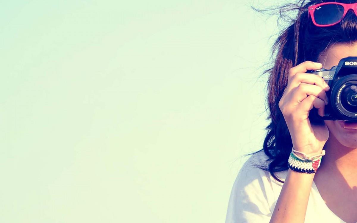 相机少女摄影图片