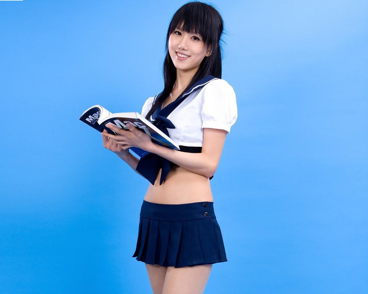 韩国女歌手SARA图片第三辑