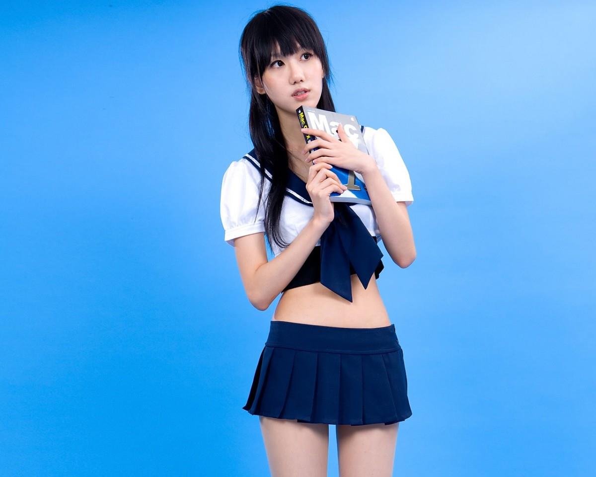 韩国女歌手SARA图片第三辑