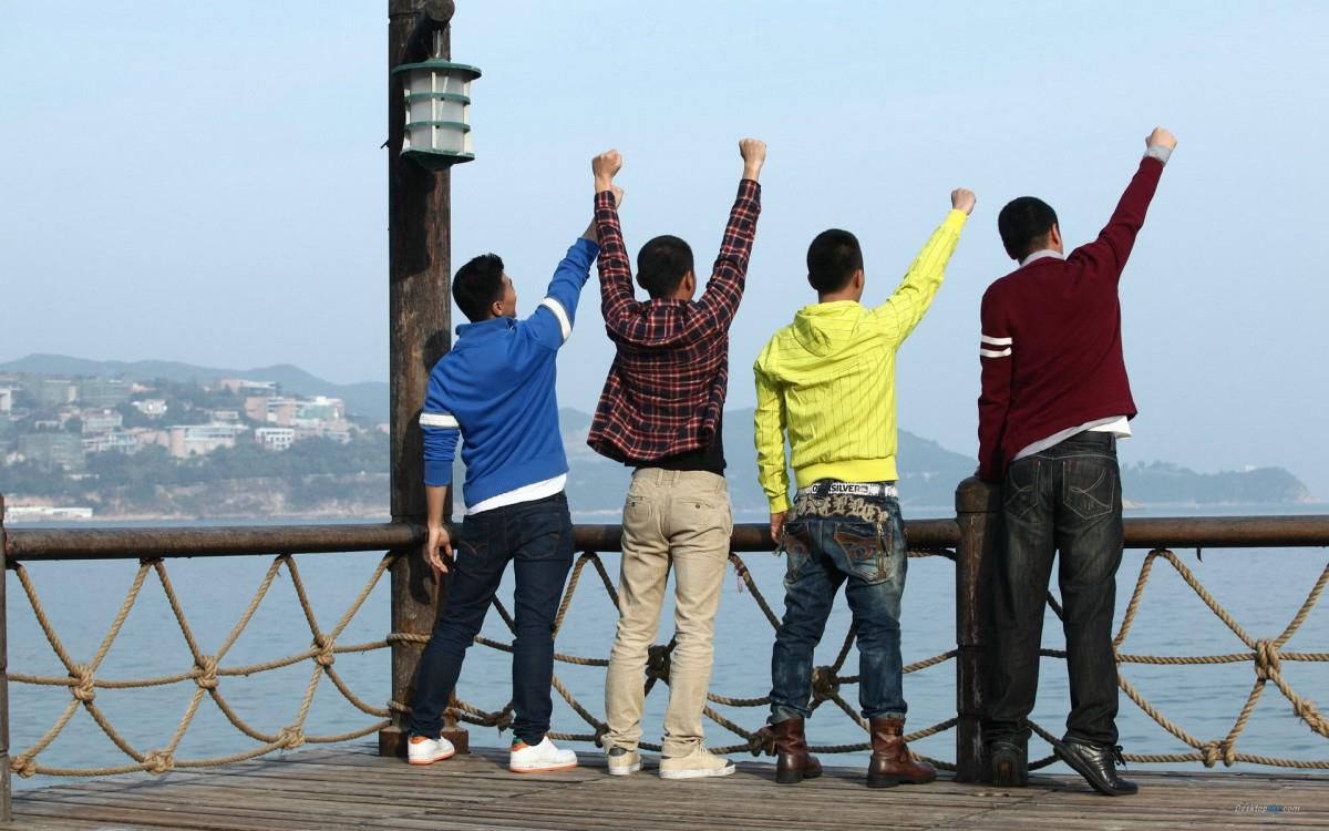 北京青年电视剧图片