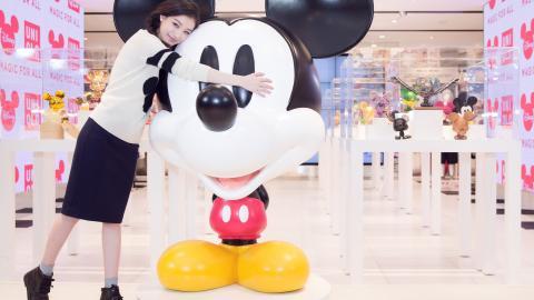 优衣库品牌代言人倪妮图片