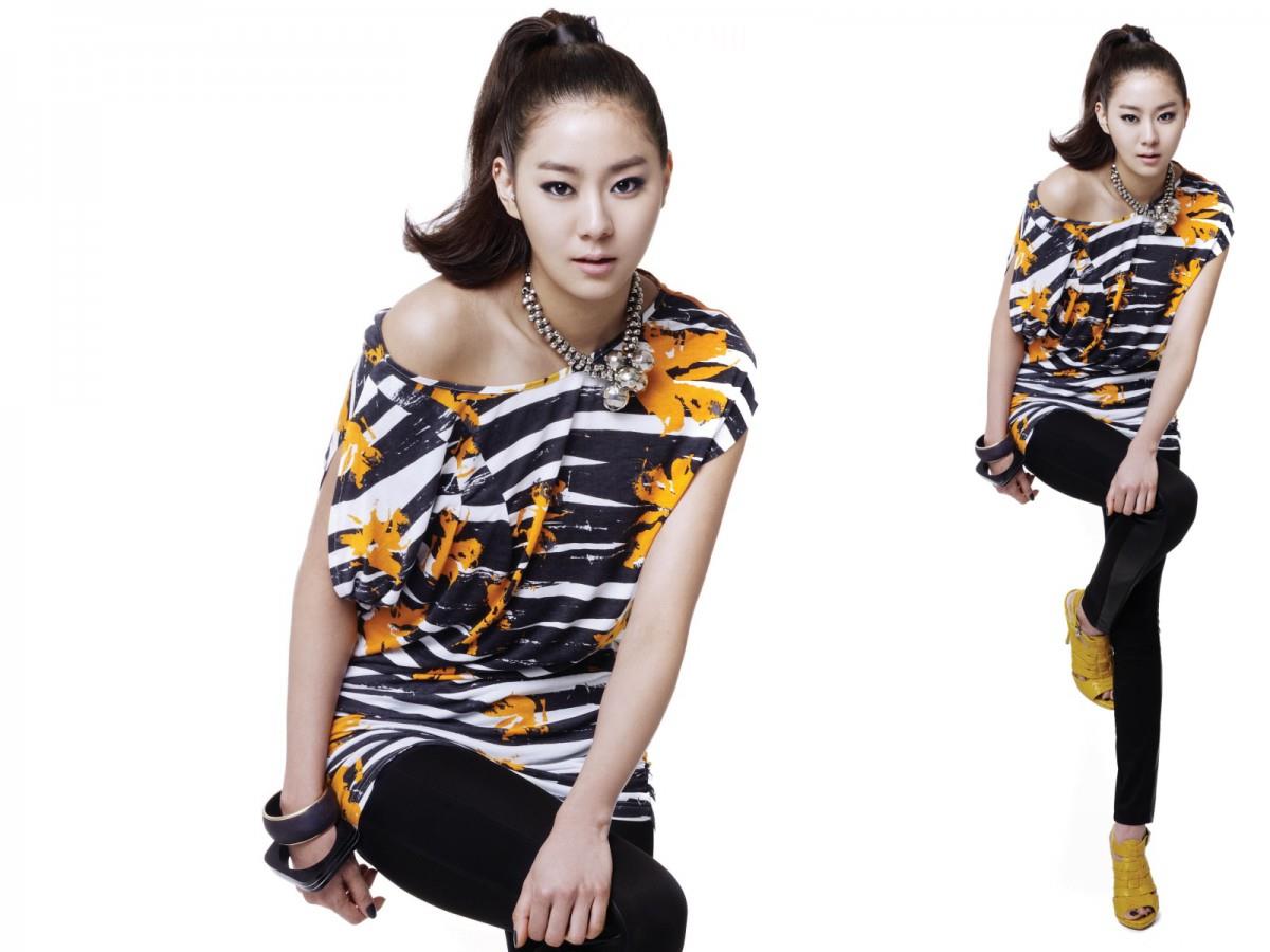 韩国女明星金宥真图片大全