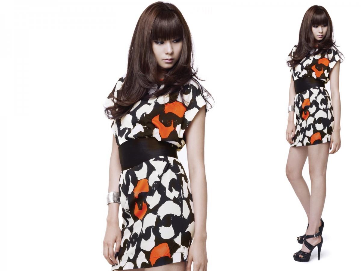 韩国女明星金宥真图片大全