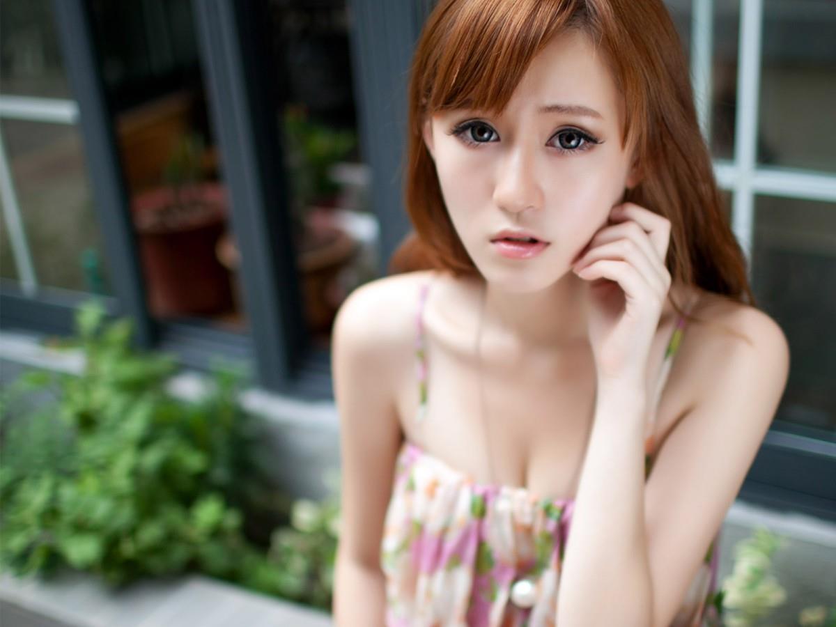 楚楚动人的养眼美女图片大全