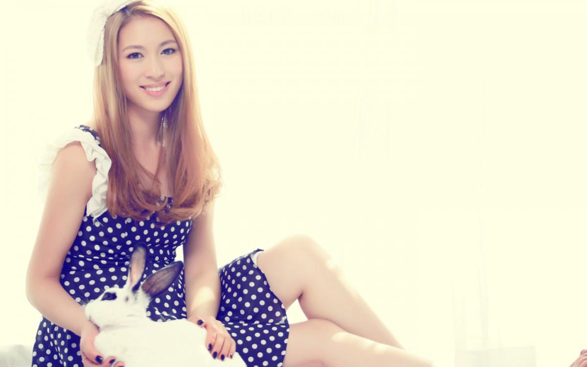 幸文亚与李曦儿美女图片