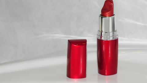 女人用品口红图片大全