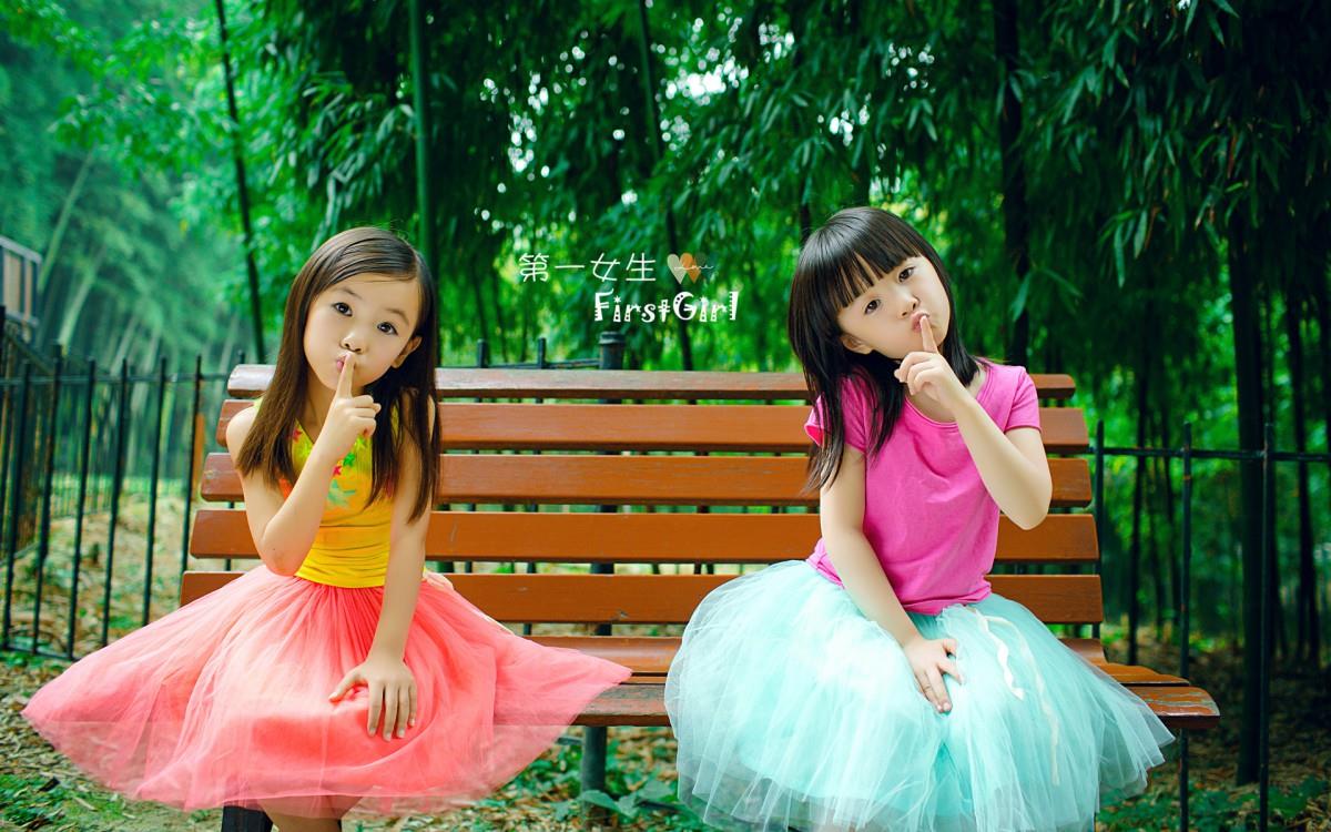 萌音萝莉组合first girl图片