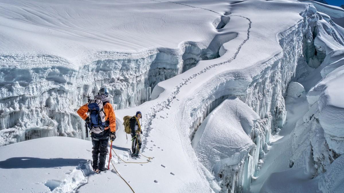 极限运动登雪山图片