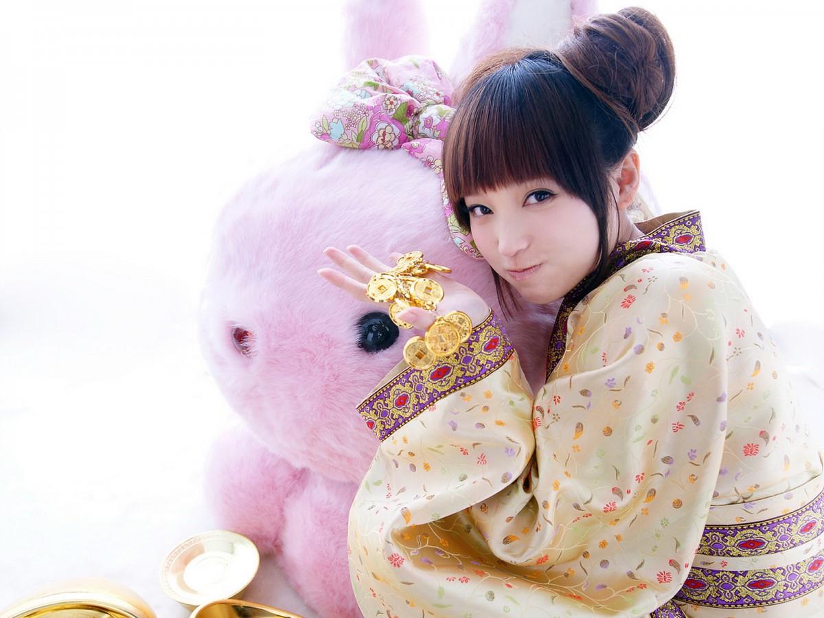 金莎兔年兔女郎图片