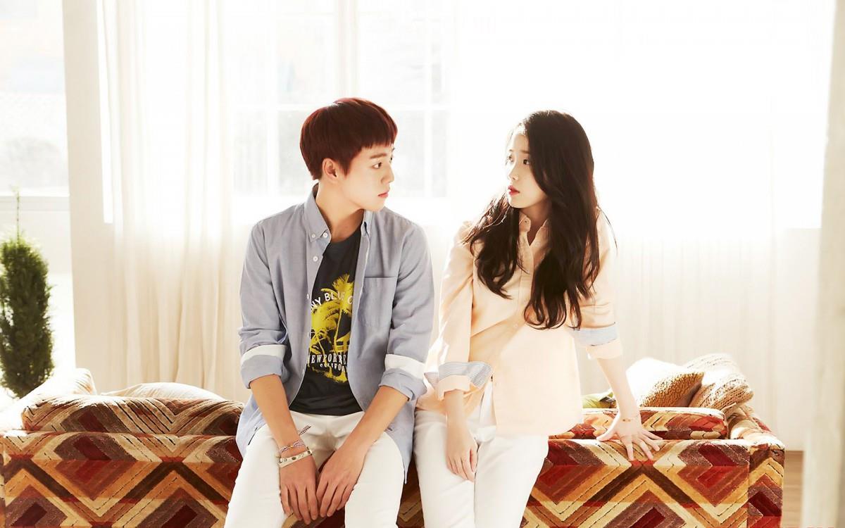 李玹雨情侣图片