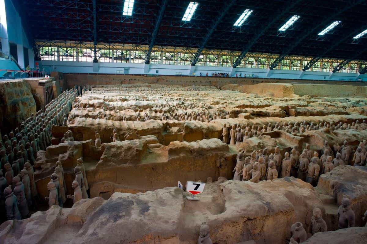 秦始皇陵兵马俑(世界第八大奇迹)图片