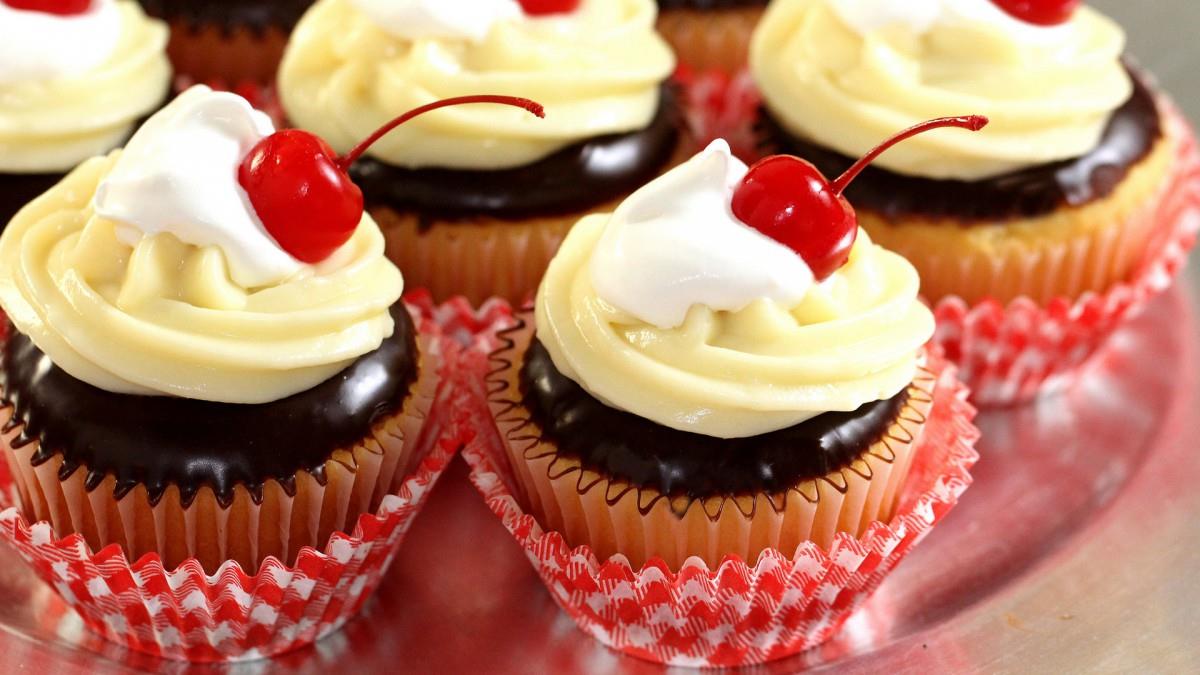 美味纸杯蛋糕图片