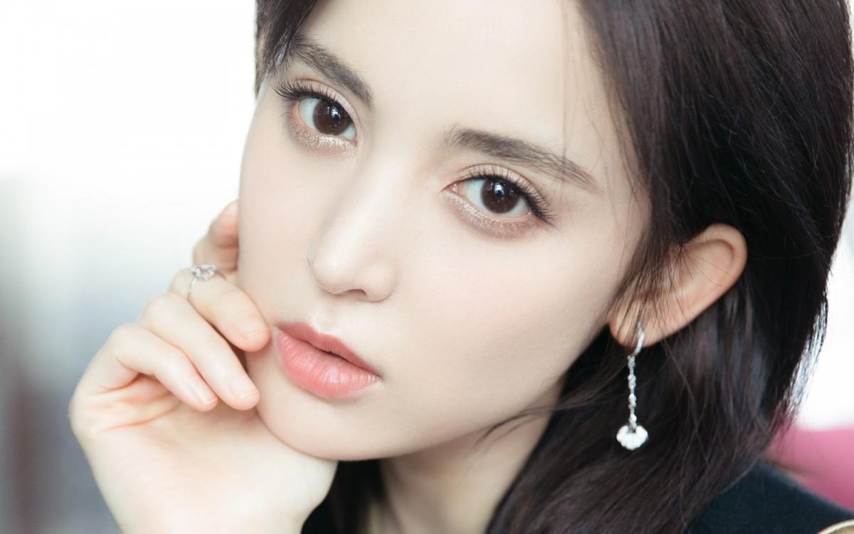 古力娜扎品牌代言图片