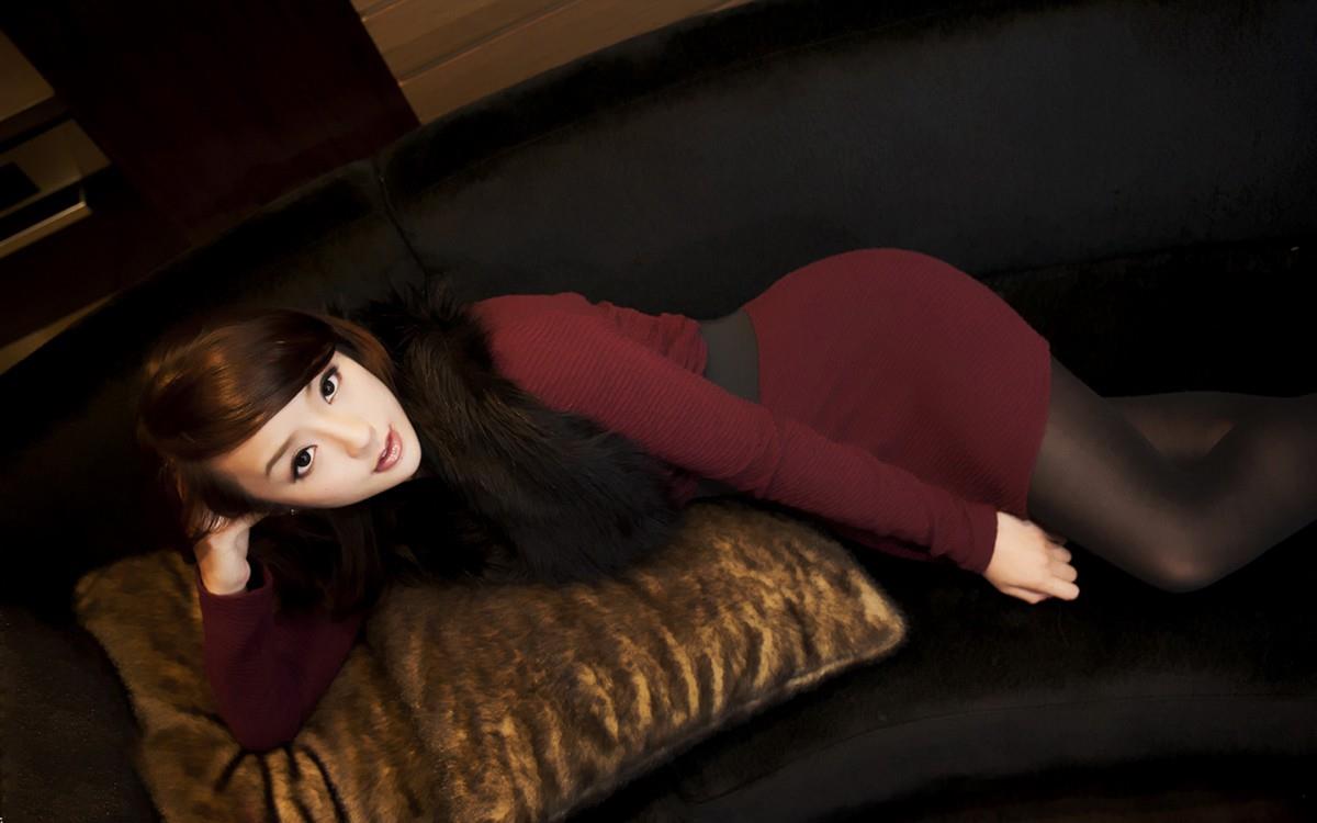 黄诗思美女图片