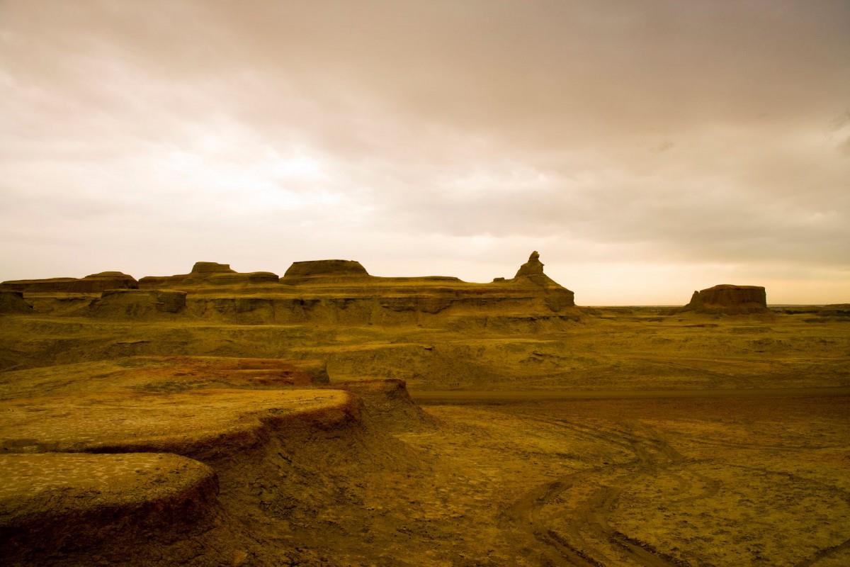 乌尔禾魔鬼城(风城)图片