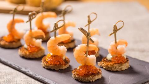 美味虾球鱼子酱图片