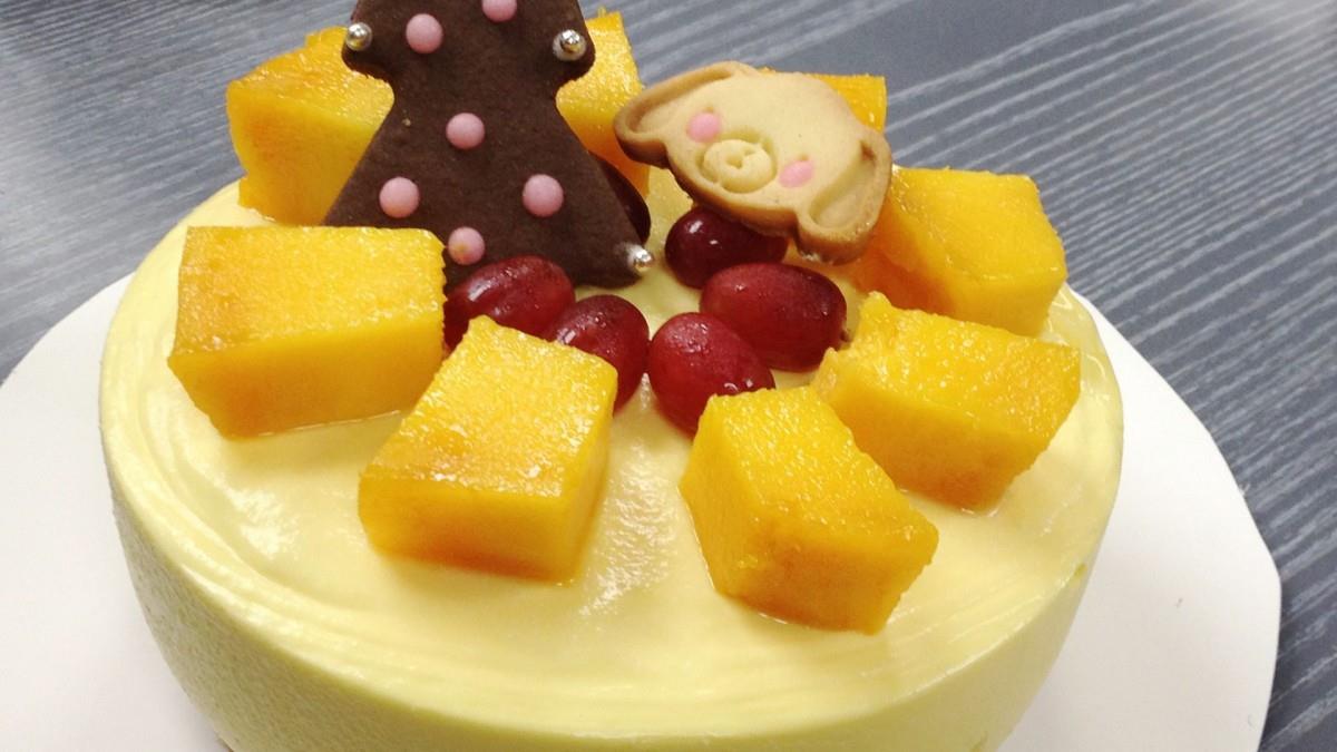 香甜可口的芒果蛋糕图片