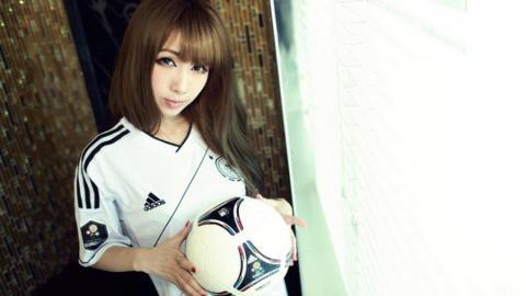 美女足球宝贝图片