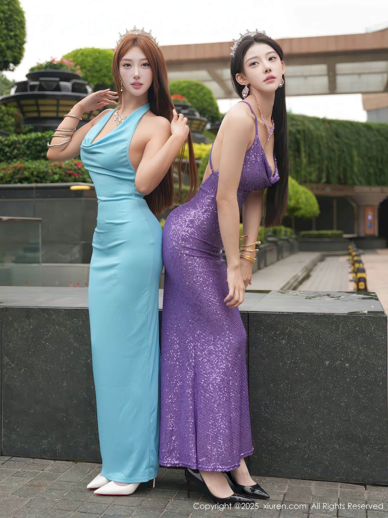 美女模特梨霜儿&金允希Yuki修长礼服长裙图片