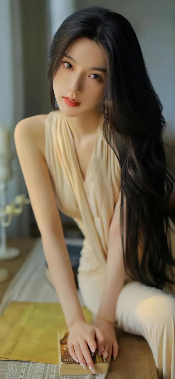 几张高颜值美女高清手机壁纸图集