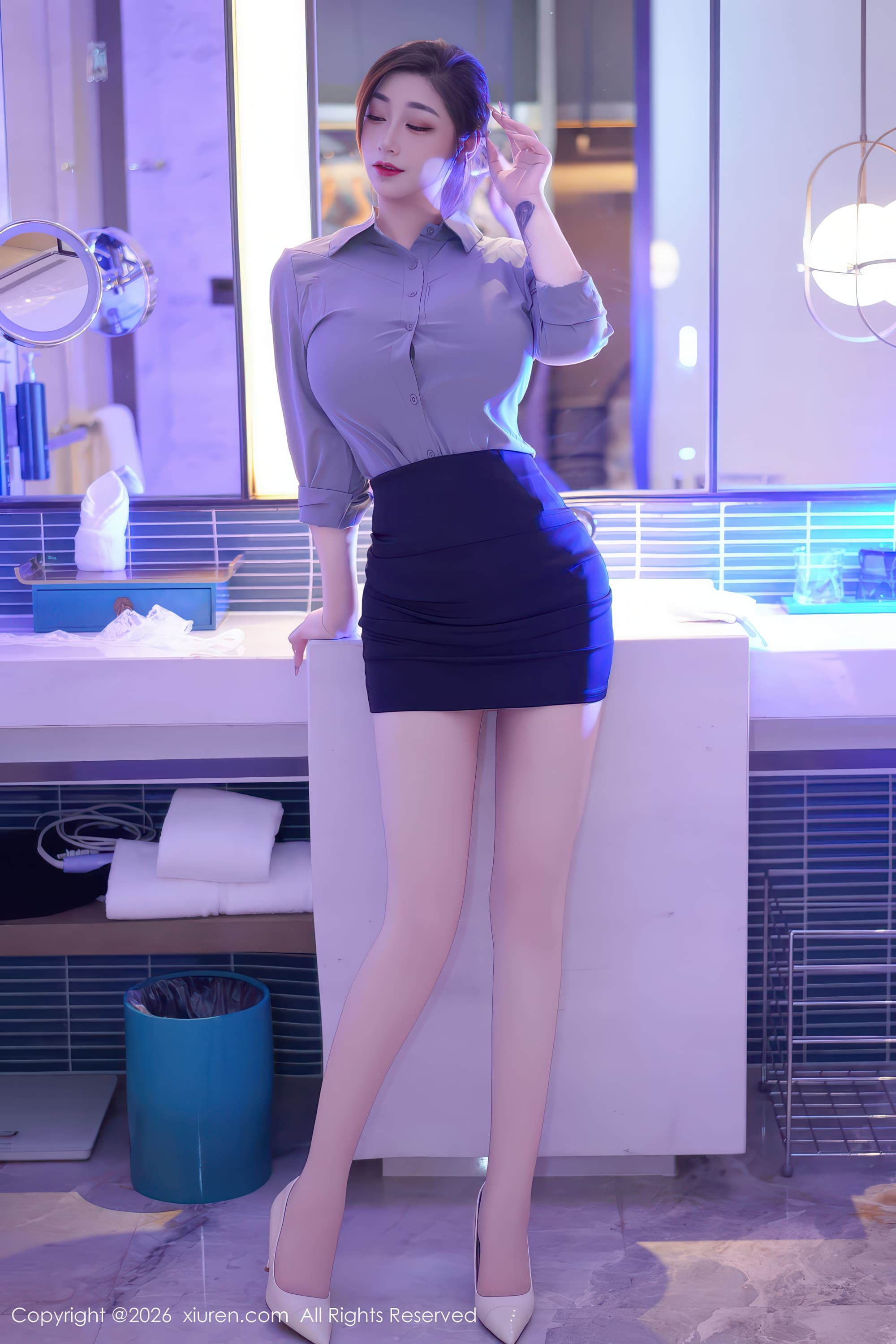 性感广告女神妲己气质妩媚动人E罩杯巨乳写真